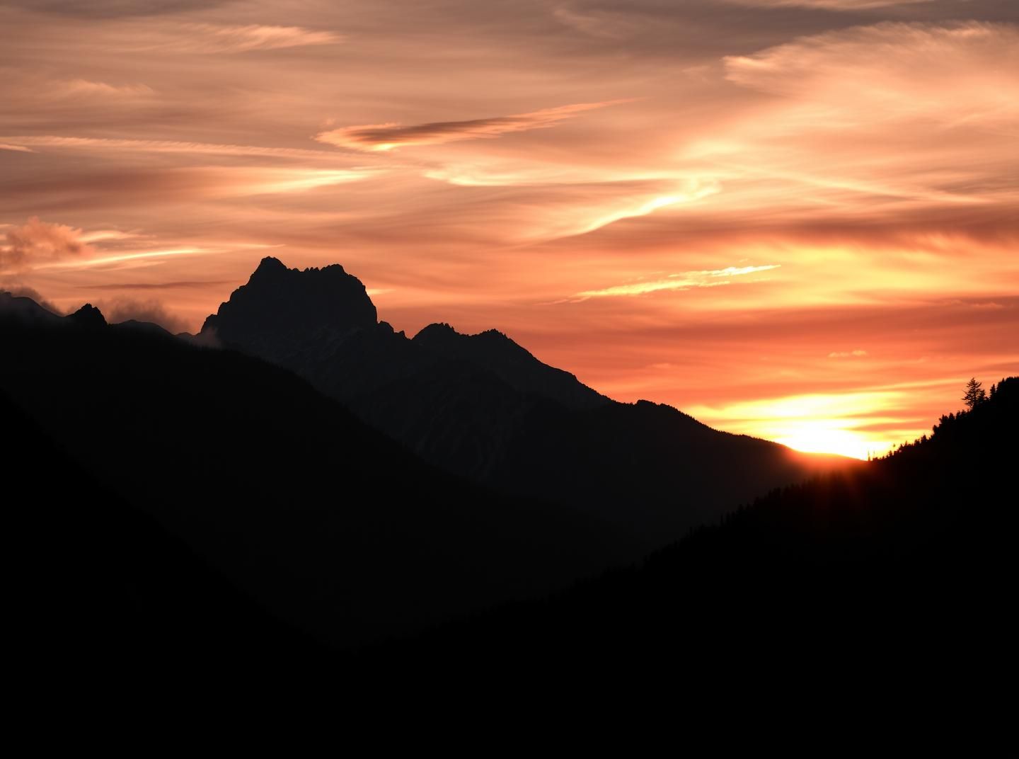 Banff Rockies Sunset Silhouette: B&W Wildfire Haze Landscape Photography
 | Unfold Lens