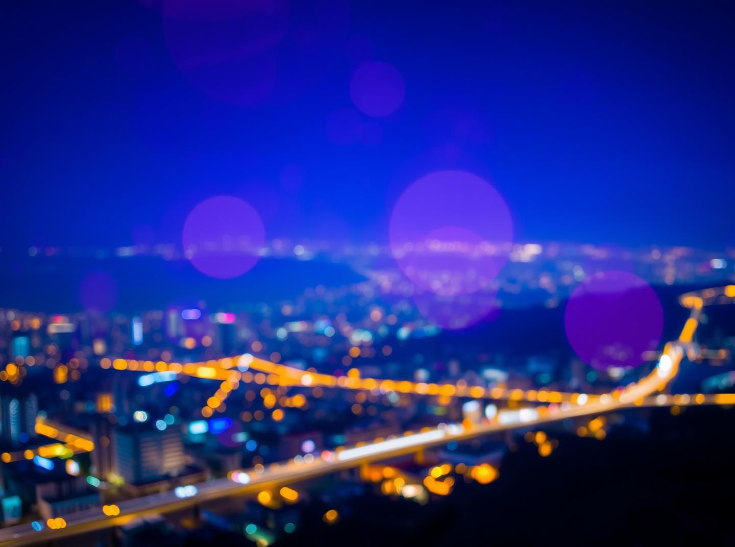 Dreamy Twilight City Lights: Romantic, Vibrant Colors in Blue Hour (8k) | Unfold Lens